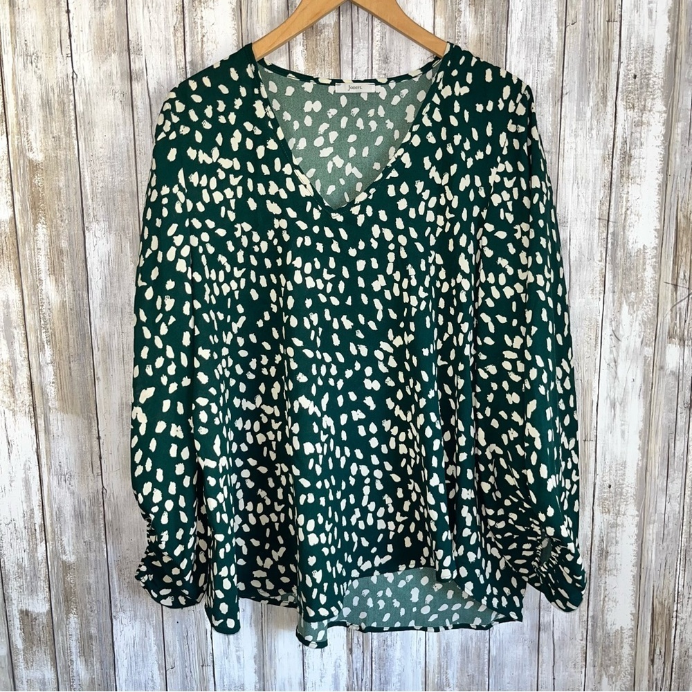 Jodifl Leopard Ballon Sleeve Oversized Green Blouse - Picture 2 of 6